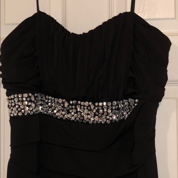 Cocktail dress - Picture 2 of 3